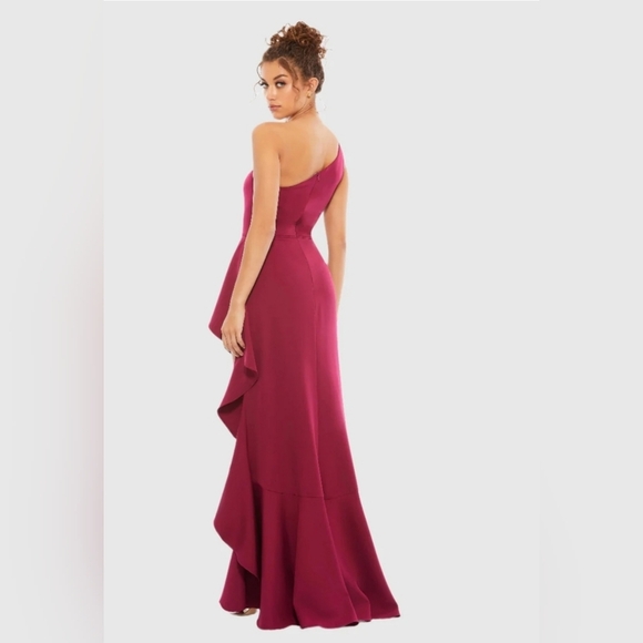 Ieena for Mac Duggal, One Shoulder High Slit Ruffle Gown,Berry, Size 2,MSRP $358 - Picture 2 of 13